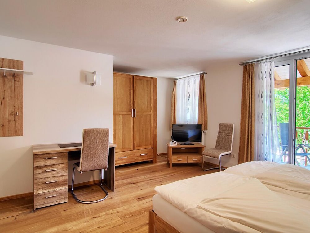Single Room photo 3