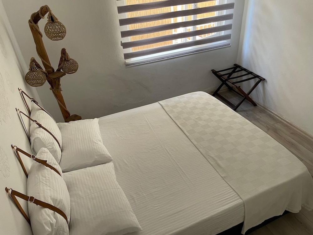 Superior Triple Room, 1 Bedroom, Beachside photo 1