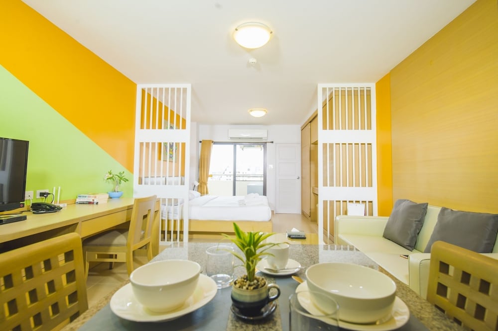 Deluxe Room, 1 King Bed