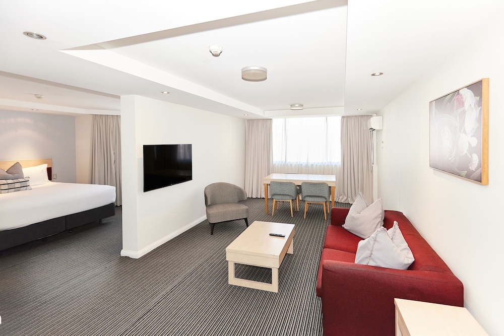 Family Room - Photo 1