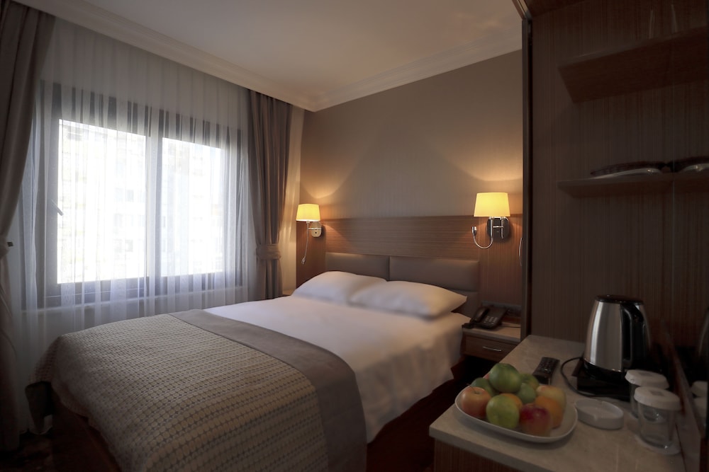 Economy Double Room photo 1