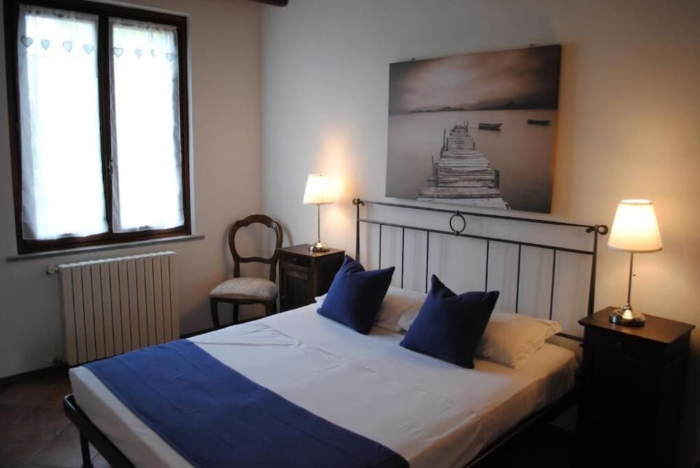 Basic Double Room photo 1