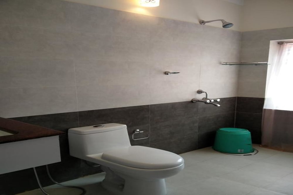 Deluxe Room, 1 Double Bed, Balcony - Photo 10