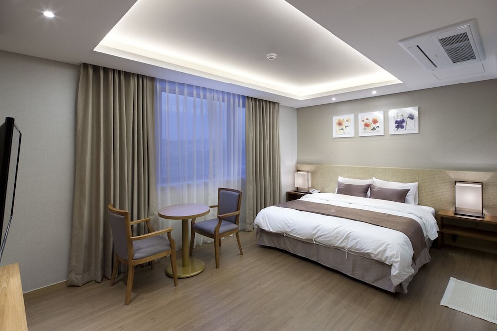 Room, 1 Double Bed (Ondol) photo 1