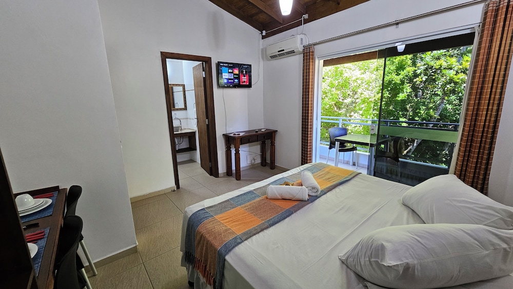 Suite com Varanda