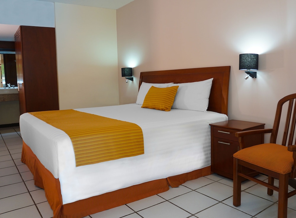 Standard Single Room - Photo 3