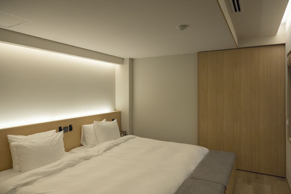 Superior River Twin Room, Non Smoking - Photo 17