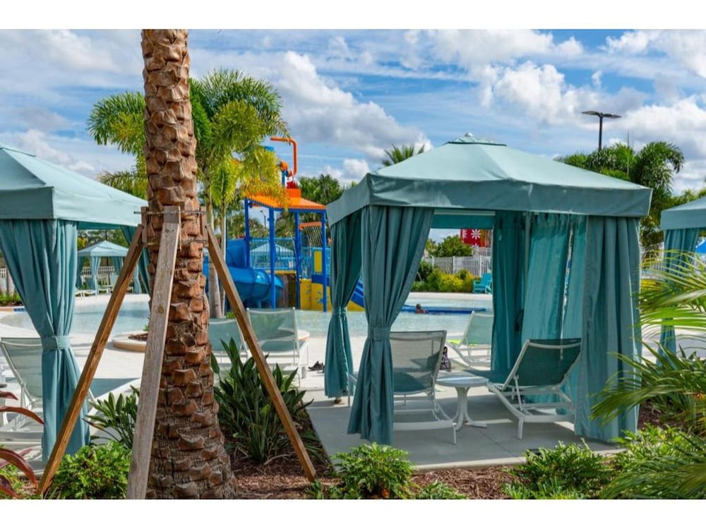 April Promo Solara 7BD With Pool Table BBQ Pool Hot Tub, Foto 16