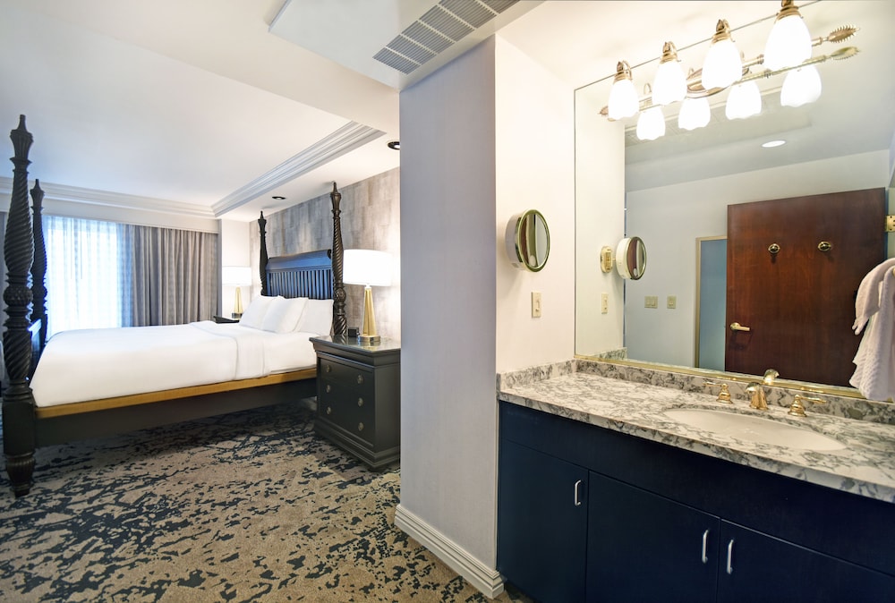 Presidential Suite, 1 King Bed photo 2