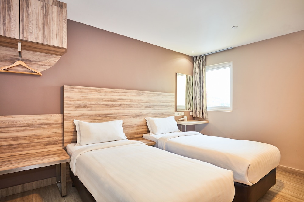 Superior Room, 2 Twin Beds photo 2