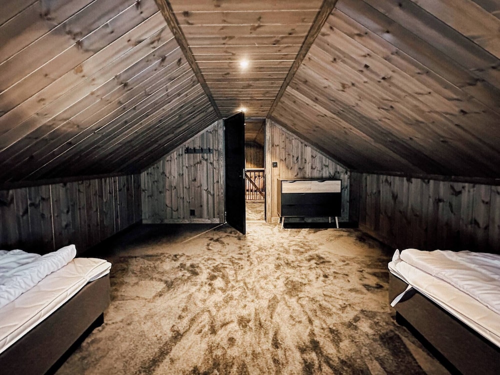 Modern Mountain Cabin - Sauna - 5 Bedrooms - Sleeps for 10, Billede 2