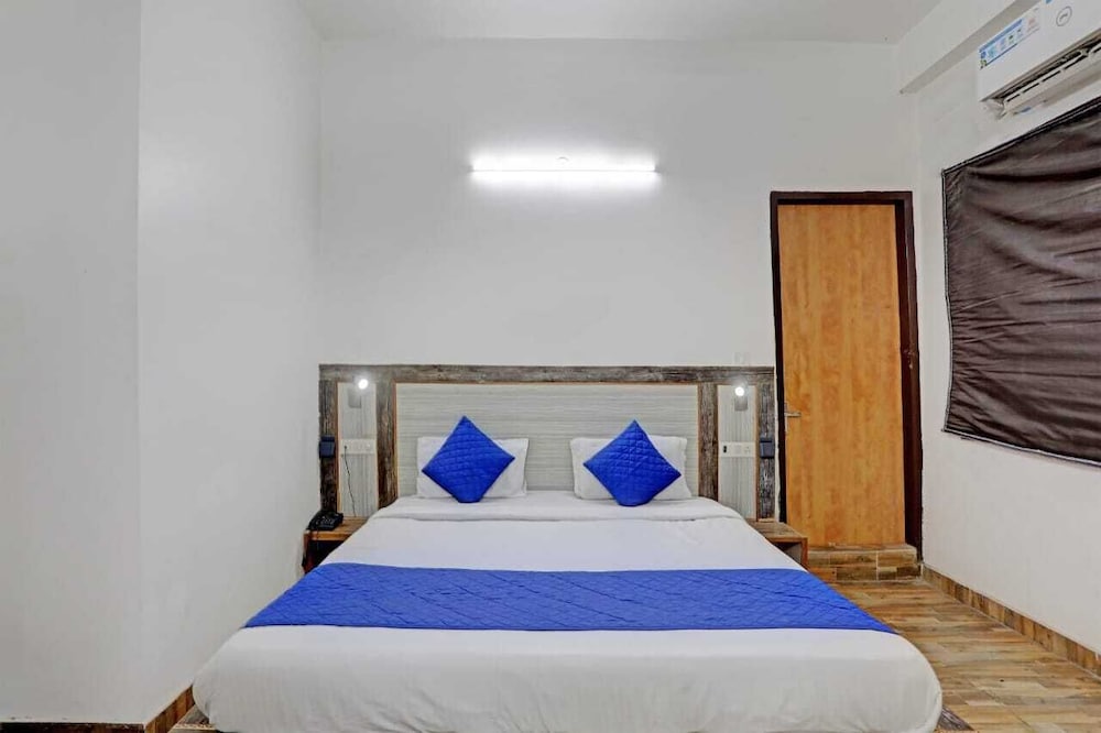 Deluxe Room - Photo 1