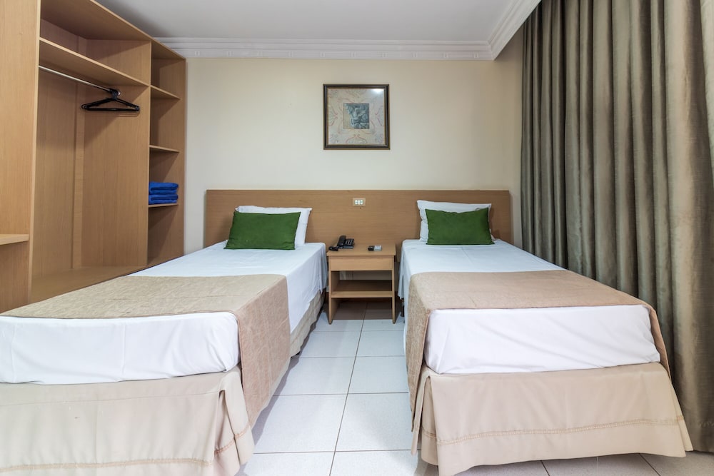 Basic Twin Room - Photo 6
