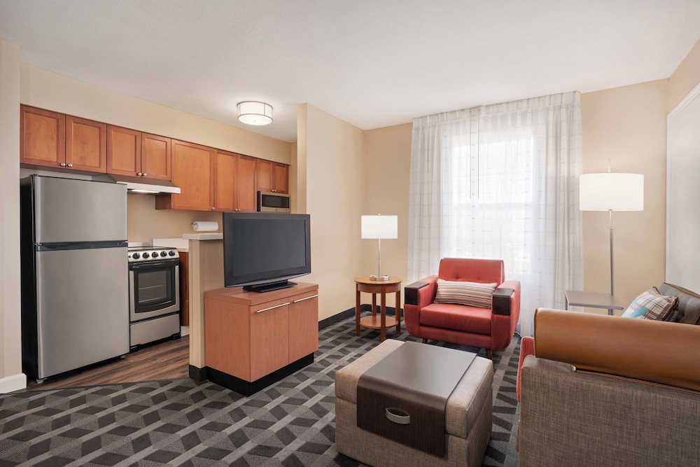 Suite, 2 Bedrooms, Corner - Photo 1