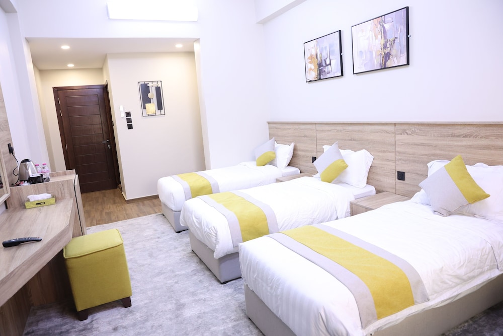 Deluxe Quadruple Room photo 2