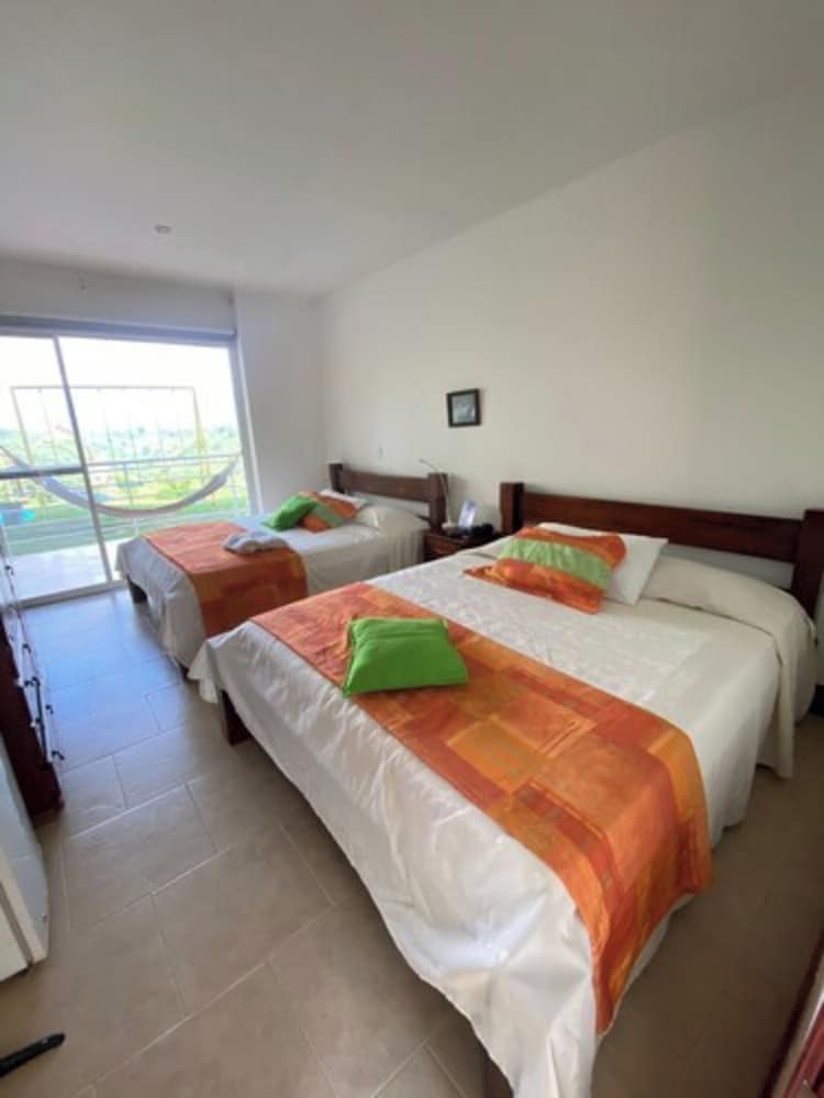 Standard Room, 2 Double Beds photo 2