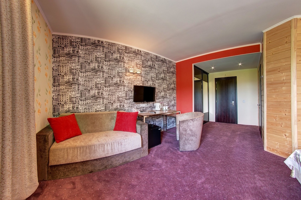 Junior Suite (No Balcony) photo 3