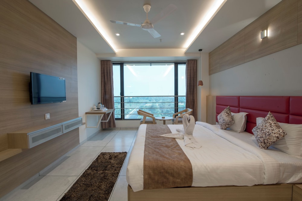 Premier Deluxe Room