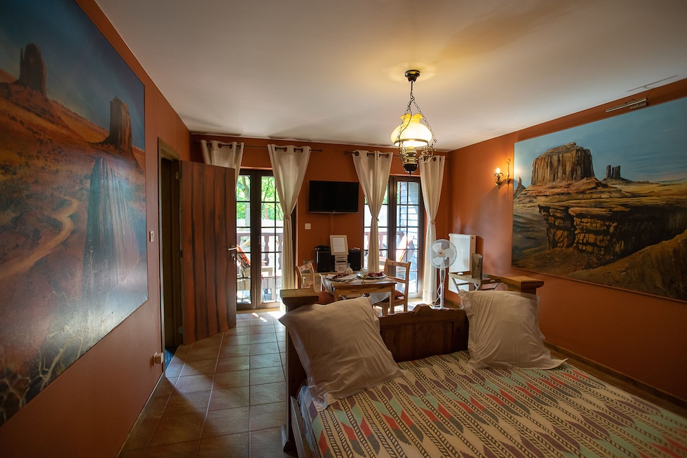 Deluxe Double Room photo 1