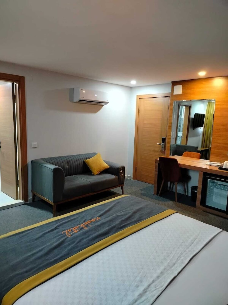 Standard Room - Photo 1