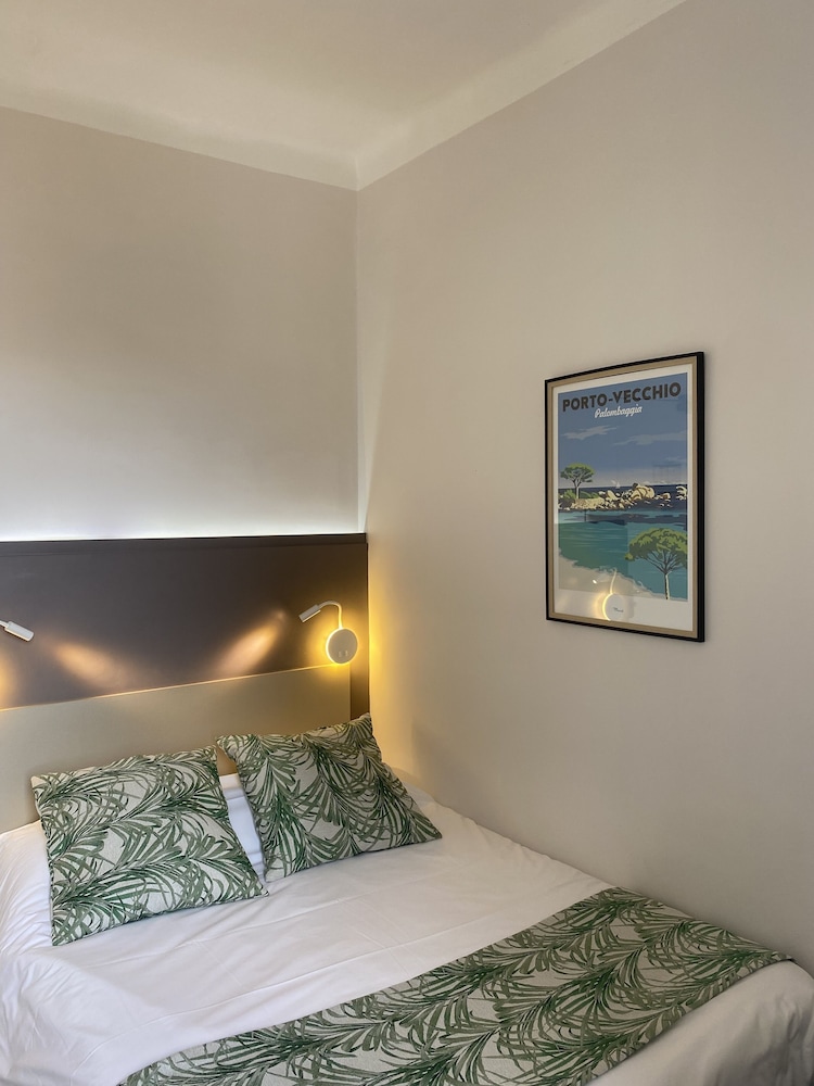 Economy Double Room photo 1