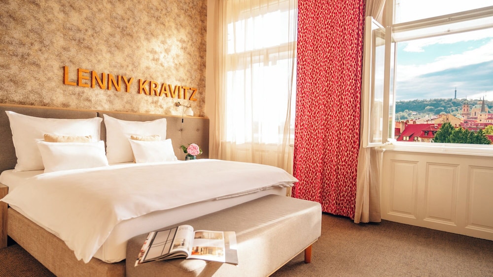 Prague Castle View De Luxe Room - Photo 1