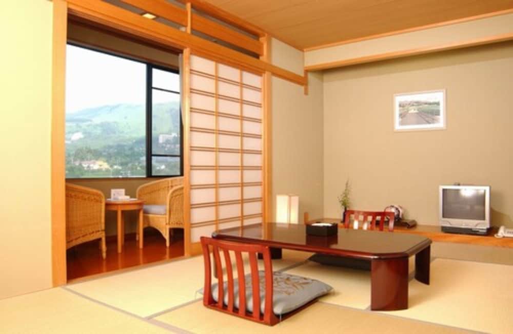 Japanese Room 9 Tatami Spaces, Non Smoking photo 1