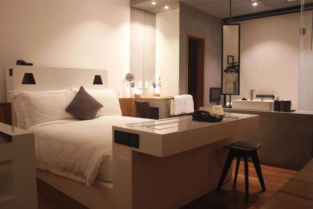 Standard Double Room photo 2