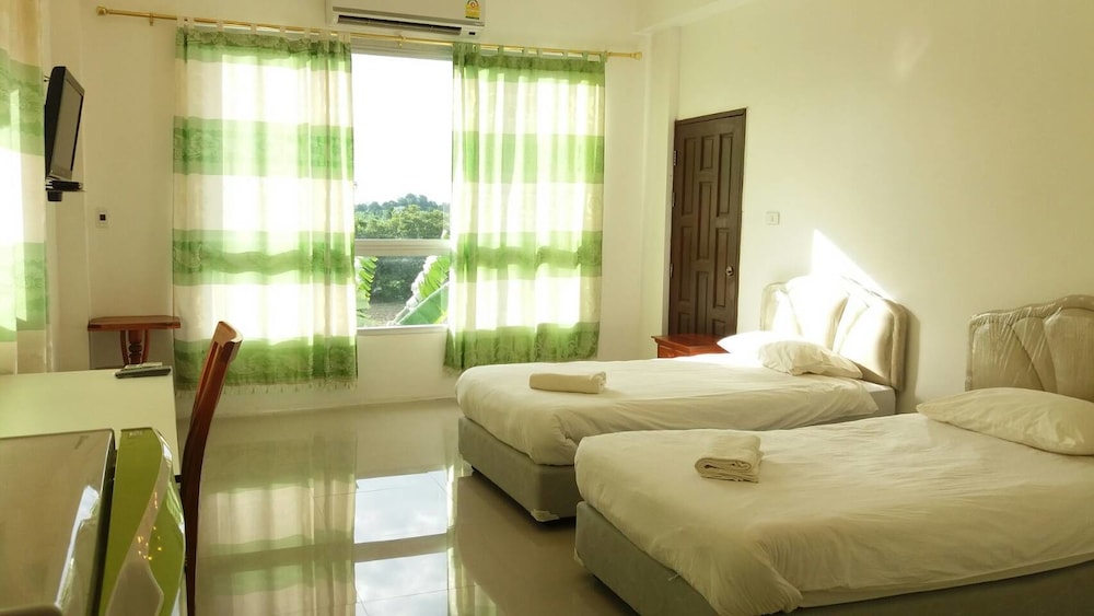 Standard Room photo 2