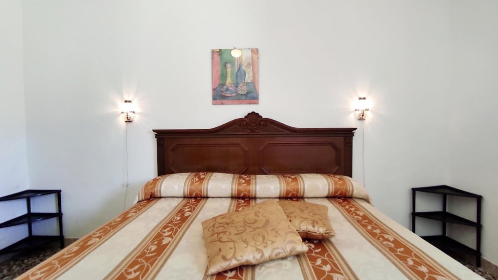 Villa photo 3