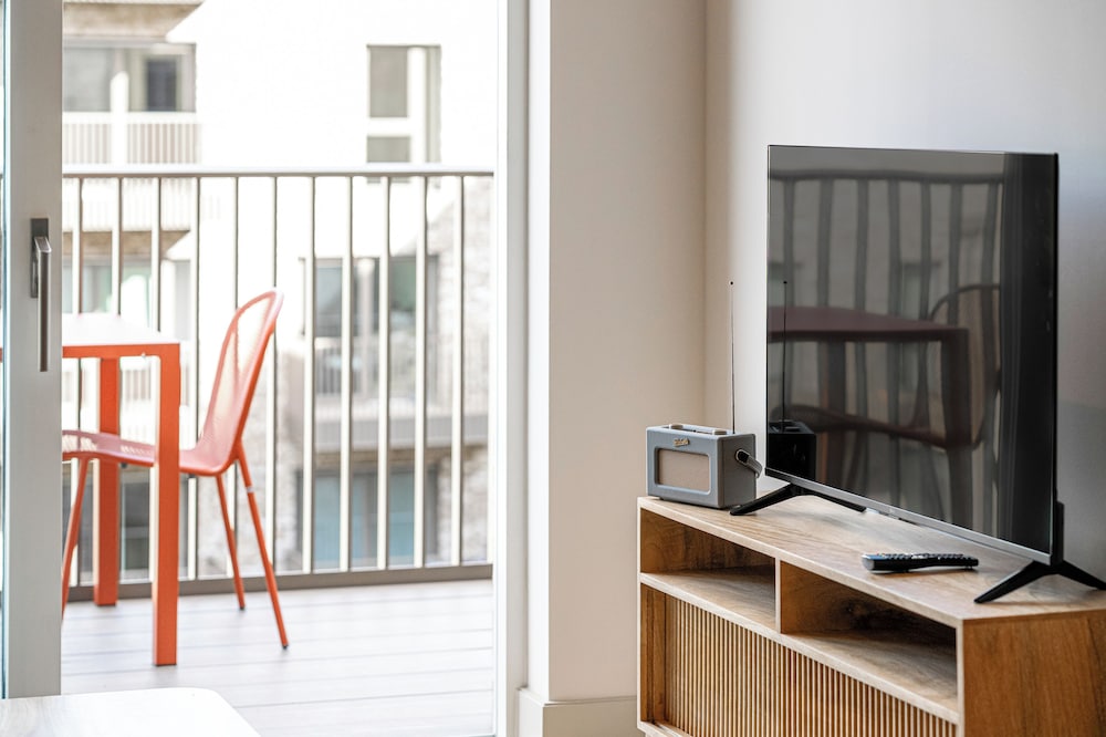 Stylish One-bedroom Haven, Foto 22