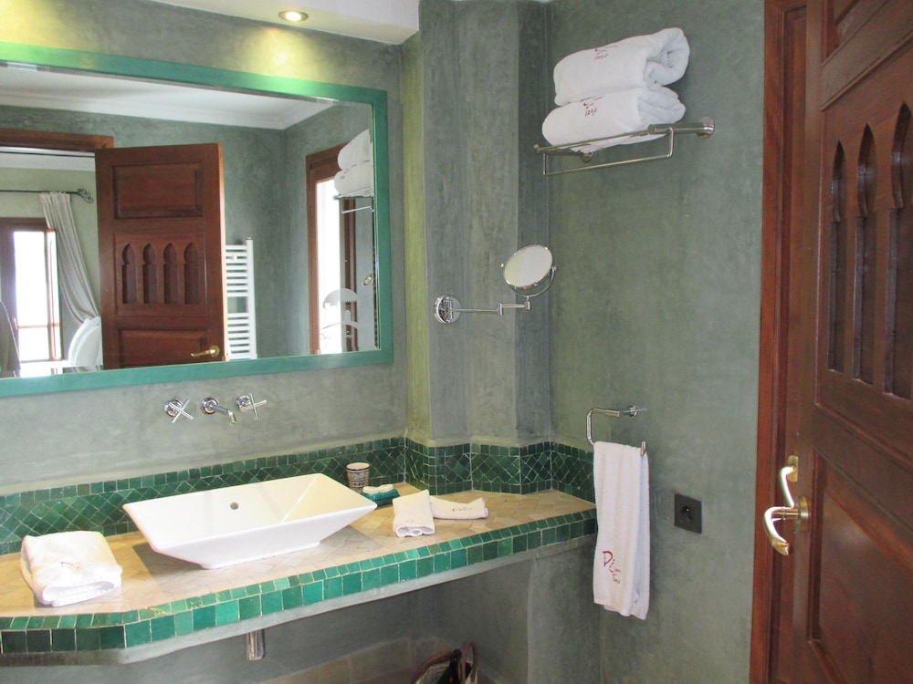 Junior Suite, 1 King Bed (Fassia) photo 2