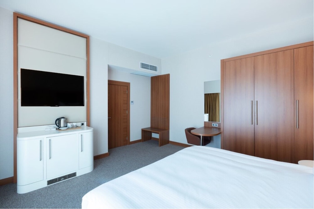 Standard Double Room - Photo 7