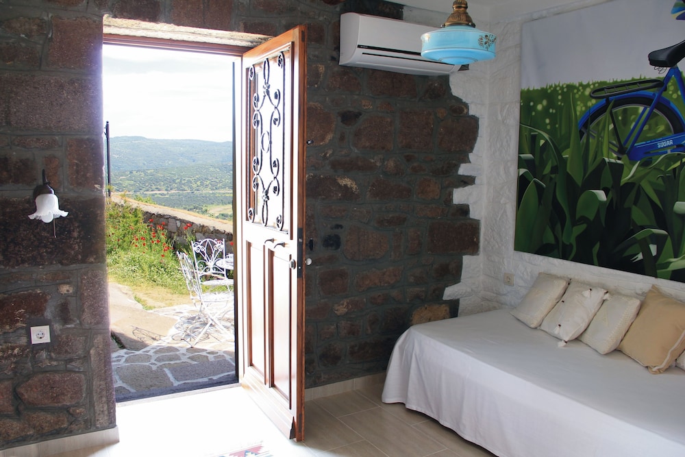 Grand Double Room, Terrace (Lavender) photo 1