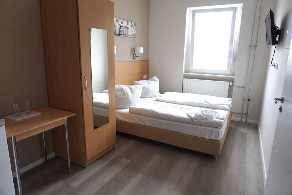 Traditional Apartment, 2 Twin Beds photo 3