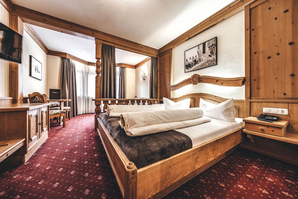 Comfort Double Room, Balcony, Mountain View photo 1