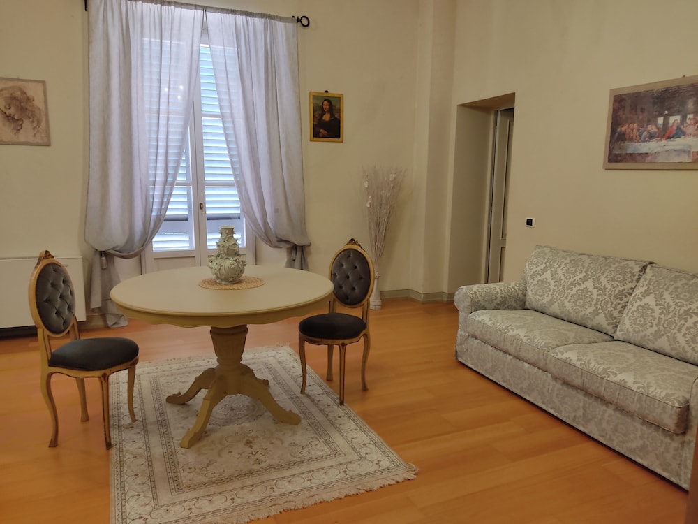 Panoramic Suite, Terrace (Leonardo)