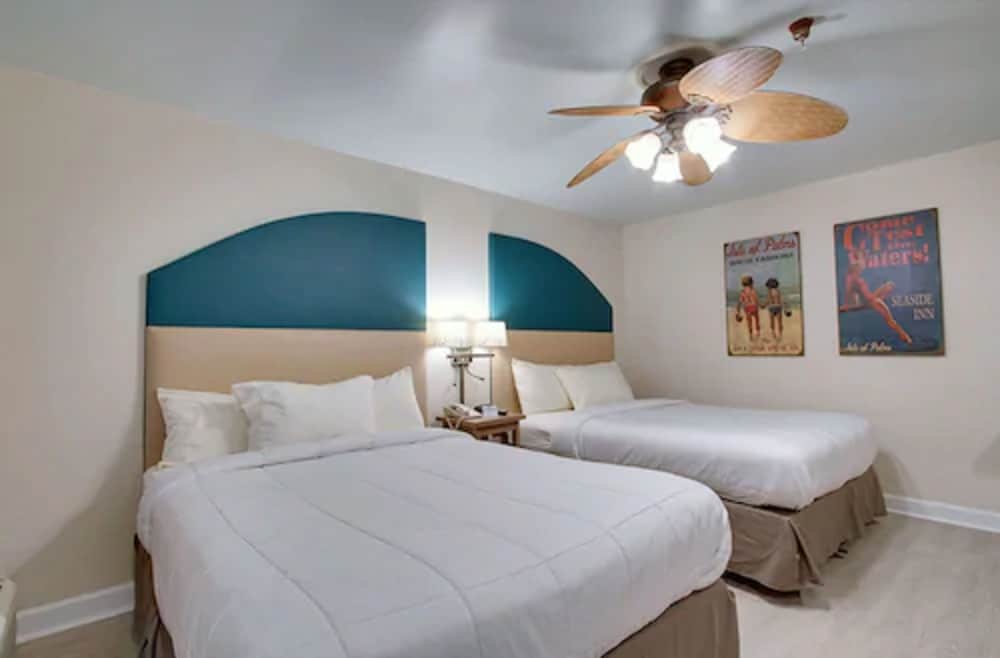 Standard Room, 2 Queen Beds - Photo 4