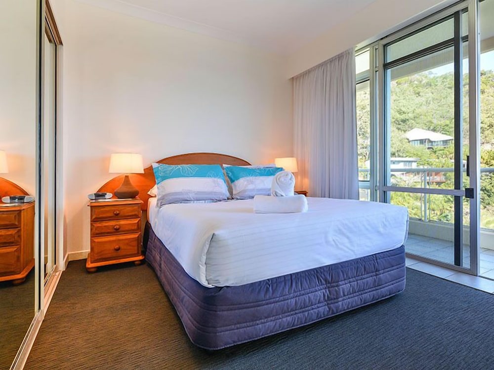 Luxury Apartment photo 3