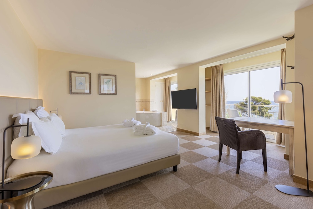 Suite, 1 King Bed, Terrace, Sea View - Photo 2