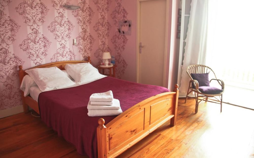 Standard Room, 1 Double Bed, Non Smoking, Garden View photo 2