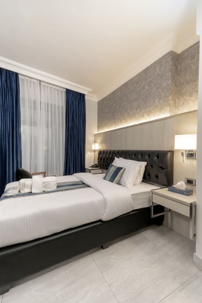 Deluxe Single Room, City View photo 3