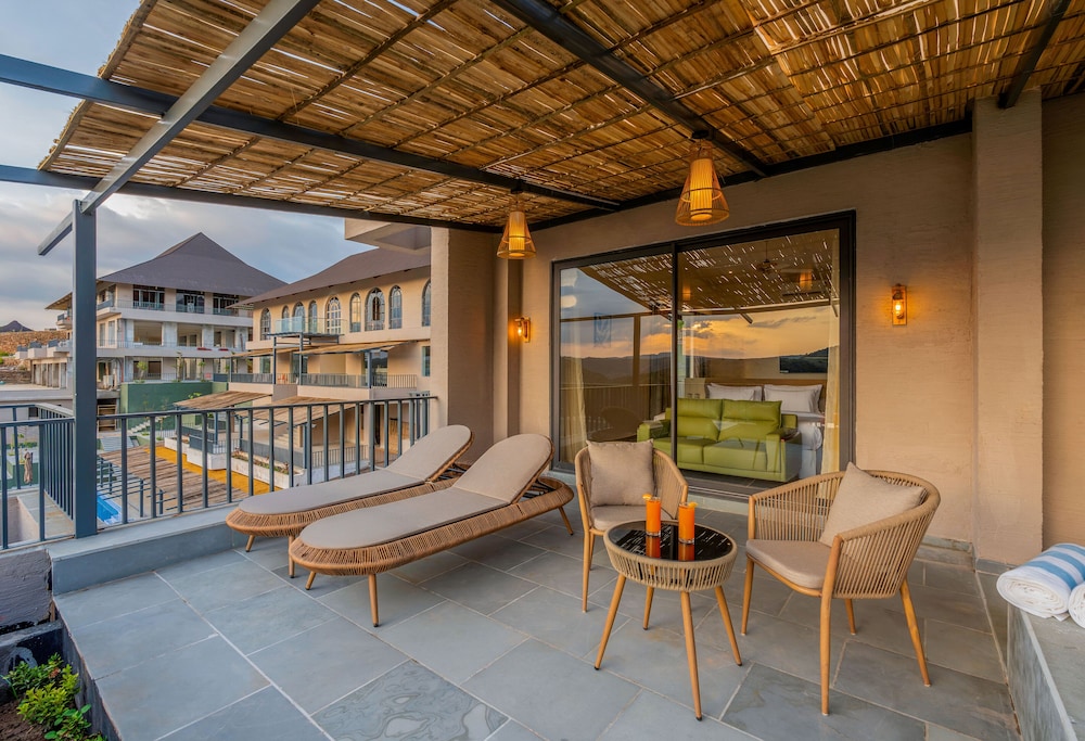 Luxury Rooms with Plunge Pool