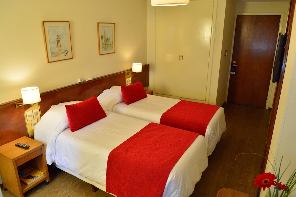 Room, 2 Twin Beds photo 3