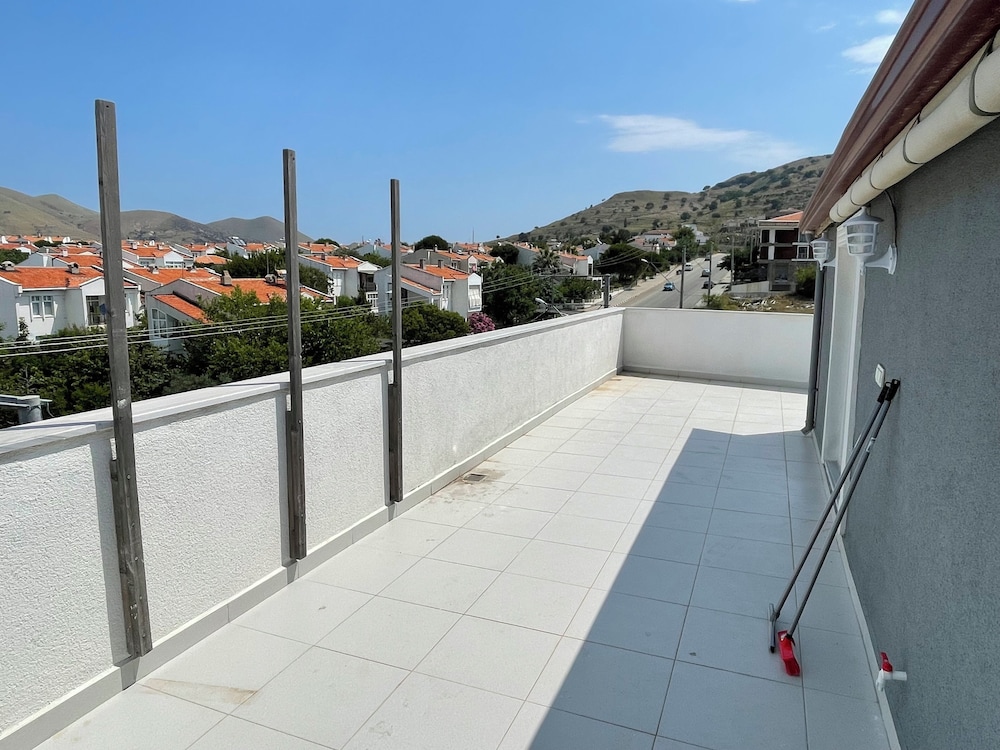 Family Duplex, 2 Bedrooms, City View photo 3