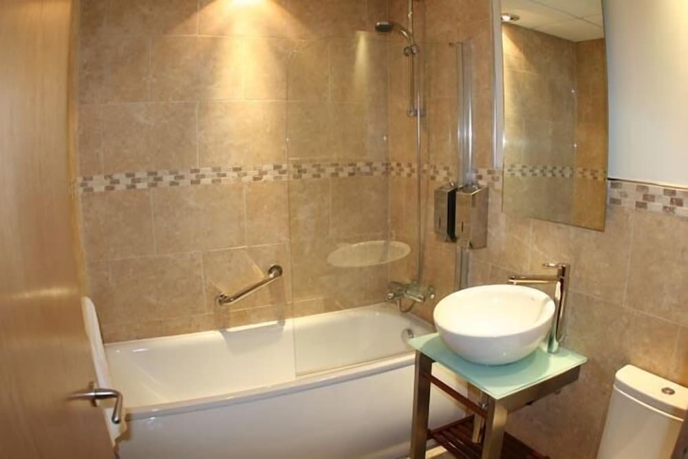 Deluxe Twin Room, 2 Twin Beds - Photo 4