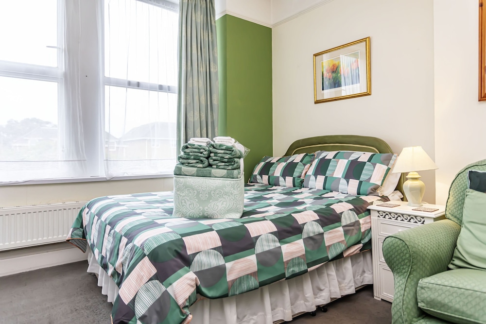 Standard Quadruple Room, Shared Bathroom, Garden View photo 2