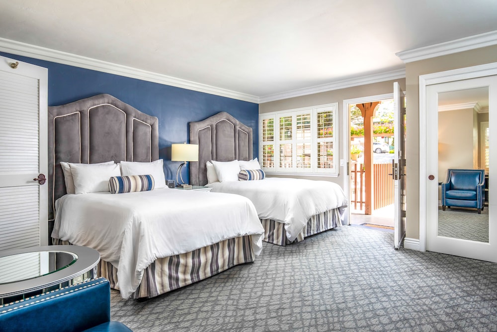 Standard Room, 2 Double Beds photo 1
