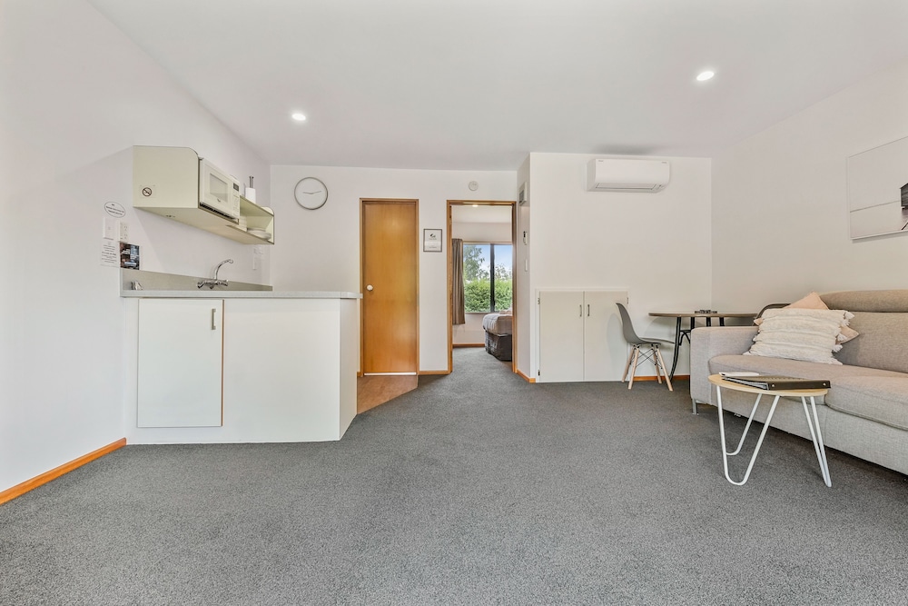 Standard Suite, 1 Bedroom, Kitchen (Unit - Sleeps 3) photo 2