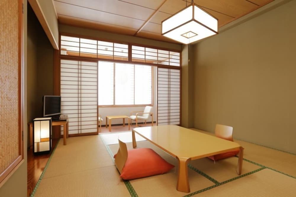 Japanese Style Room For 5 People - Photo 6
